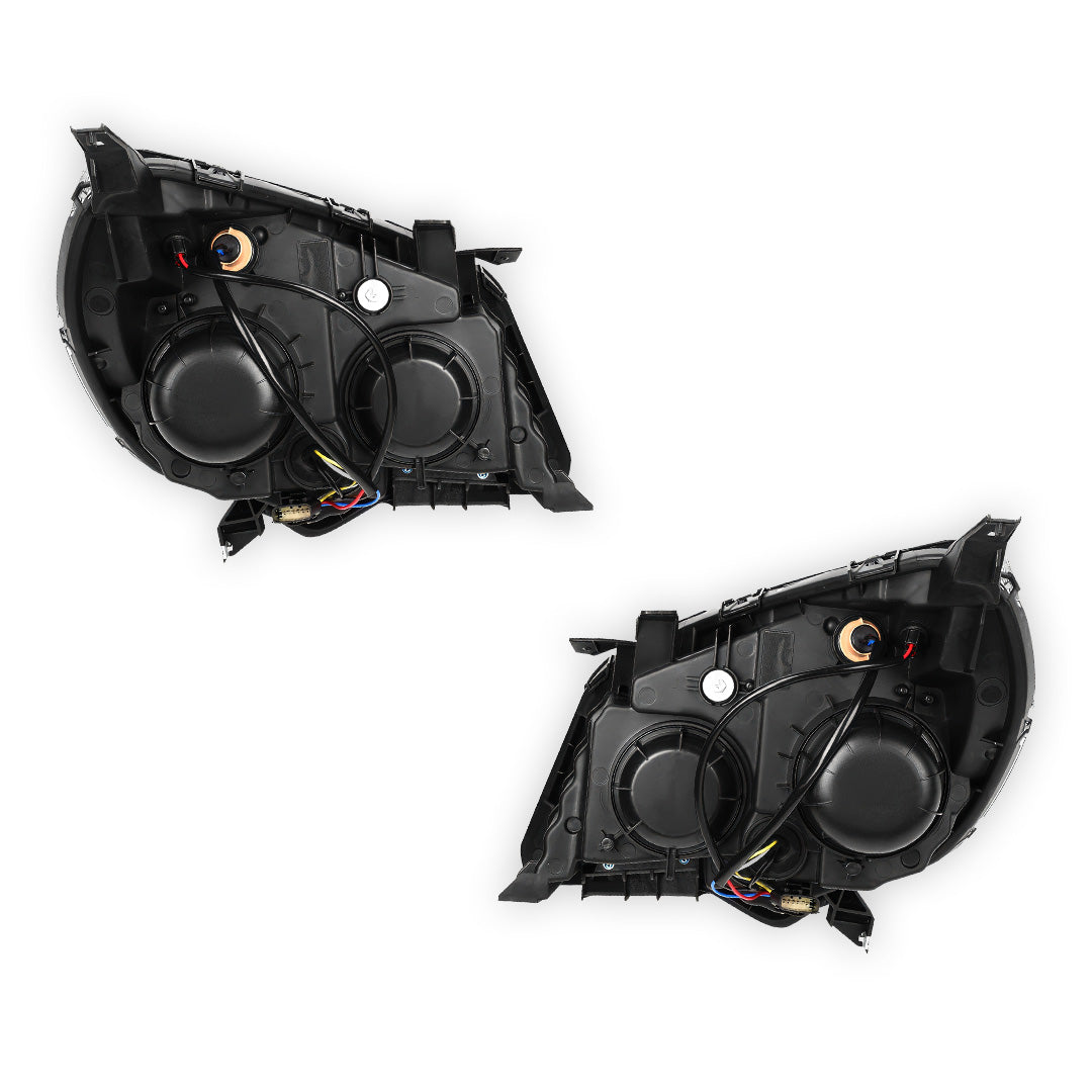 Chevrolet Equinox LS / LT / LTZ (2016 - 2017) Replacement Projector Headlights LH + RH