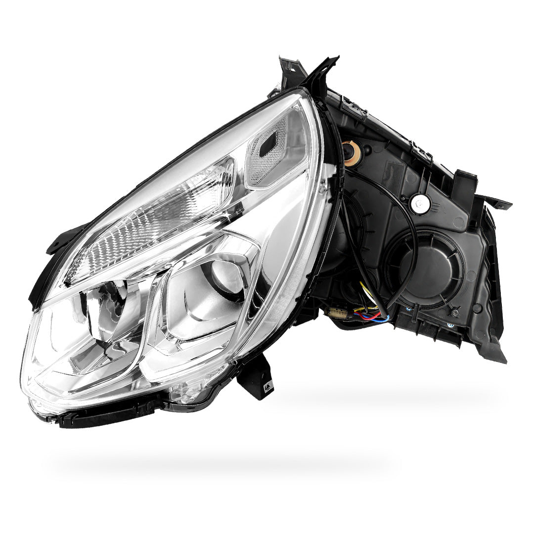 Chevrolet Equinox LS / LT / LTZ (2016 - 2017) Replacement Projector Headlights LH + RH